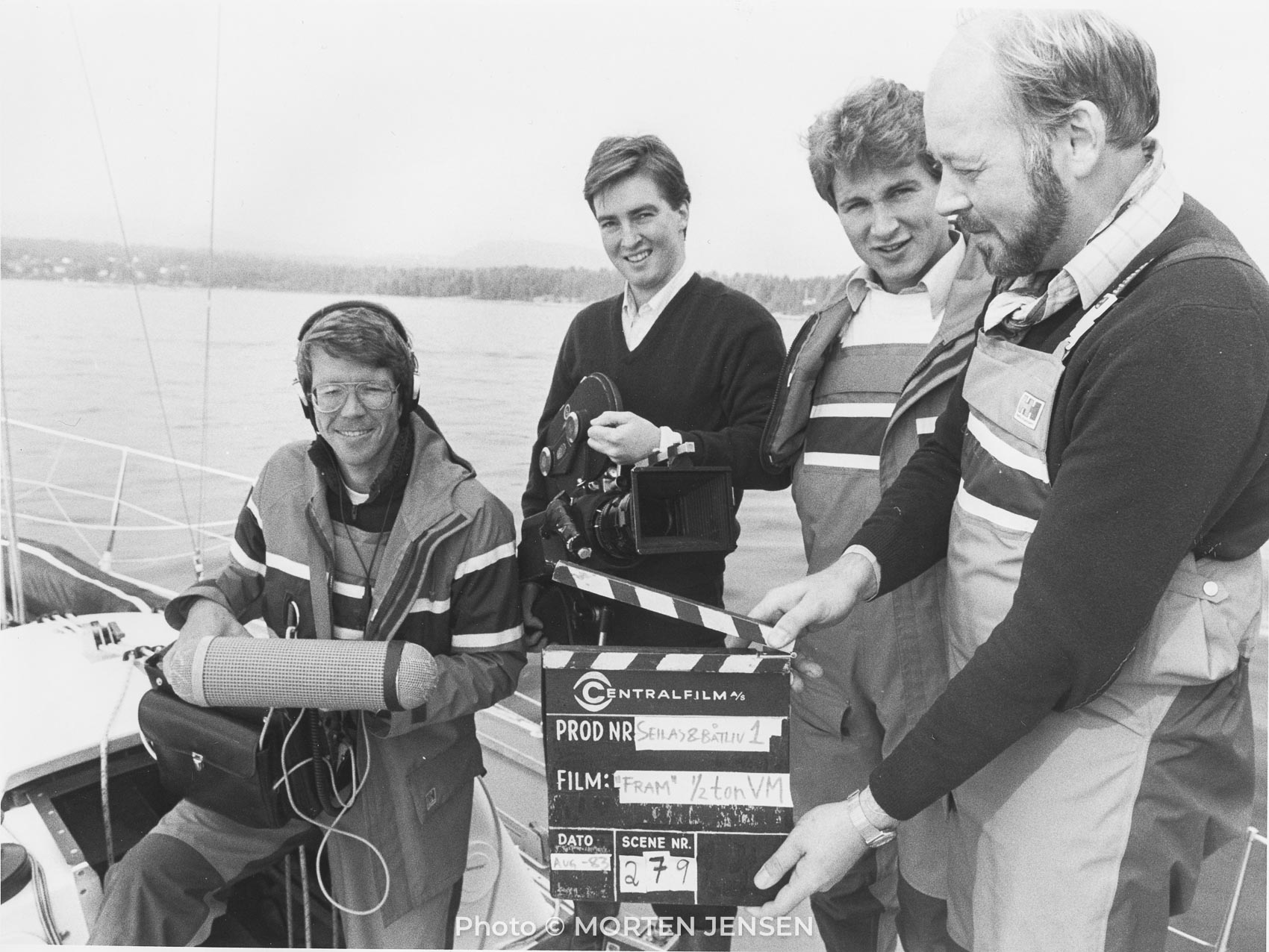 Etter Halvtonn-VM i 1983 ble det lagd en film og kronprins Harald og hans satsing mot VM i 1983. Fra venstre Carl Peter Aaser, fotograf Claus Landmark, Hans Petter Jensen og Ola Hanevold.