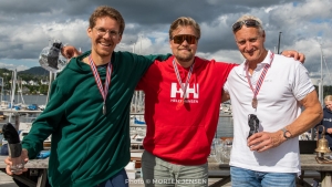 MEDALJETRIO: Lars Johan Brodtkorb, Anders Pedersen og Christian Dahl vant hver sin medalje i årets NM i Finnjolle,