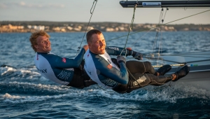 EUROPAMESTRE: Tomas og Mads Mathisen har nettopp slått fast at de er Europas beste 49er-seilere under 23 år.