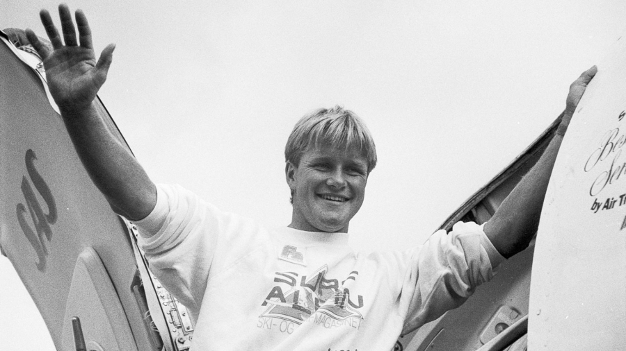 FØRSTE BRETT-DELTAGER I OL: Svein Rasmussen var den første brettseileren som seilte for Norge i OL. Nå er han opphavsmann for det nye, foilende brettet, iQfoil, som skal benyttes i OL i 2024 – 40 år etter at han selv seilte OL.