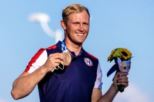 PÅ TOPPEN: Hermann Tomasgaard ligger nå helt øverst på World Sailings ranking over verdens beste Laser-seilere.