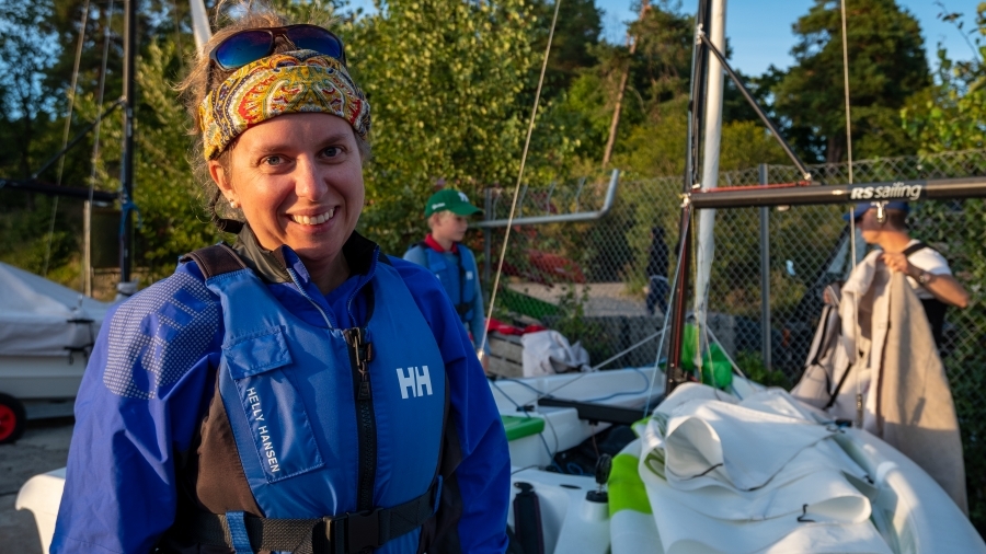 KLAR FOR NORDISK: Henriette Smith er klar til å ta turen til Sverige for å seile nordisk mesterskap i paraseiling.